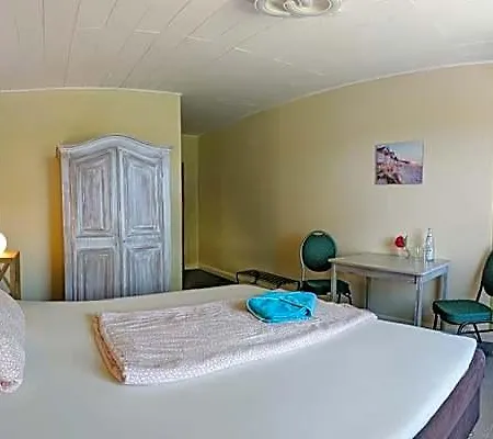 Hotel Deichhaus *